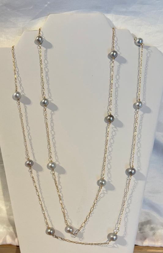 17 Pearls Infinity necklace